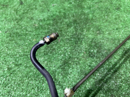 ท่อเบรกหลัง SUBARU LEGACY OEM 26520AE000 BE5 2002 EJ206 AT