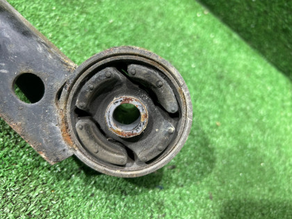 Differential mount SUBARU FORESTER OEM 41310SA001 SG5 2007 EJ205 AT