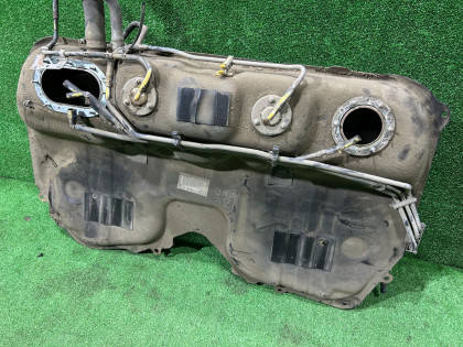 Fuel tank SUBARU FORESTER OEM 42012FE100 SG5 2006 EJ205 AT