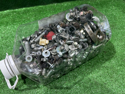 น็อตสกรู (ชุด 5 ลิตร) SUBARU FORESTER OEM 901000110 SG5 2007
