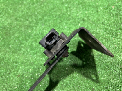Rear headlight leveling sensor SUBARU FORESTER OEM 84031SA000 SG5 2007