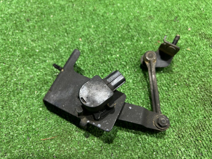 เซ็นเซอร์ปรับระดับไฟหน้า (ด้านหน้า) 84021SA000 SUBARU FORESTER