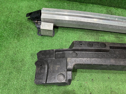 前保险杠防撞梁 SUBARU FORESTER OEM 57712SA240 57705SA060 SG5 2007