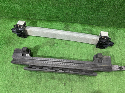 前保险杠防撞梁 SUBARU FORESTER OEM 57712SA240 57705SA060 SG5 2007