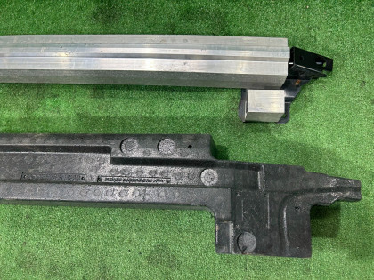 前保险杠防撞梁 SUBARU FORESTER OEM 57712SA240 57705SA060 SG5 2007