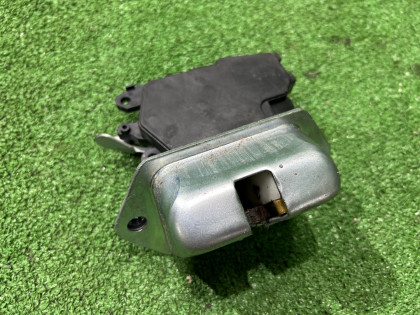 バックドアロック SUBARU FORESTER OEM 63032SA010 SG5 2007 BLACK 32J 32J