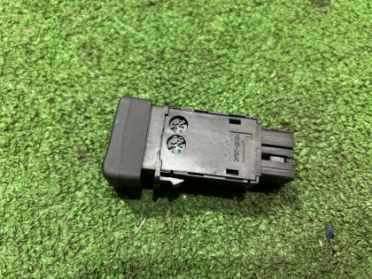 สวิตช์ไล่ฝ้ากระจกหน้า SUBARU FORESTER OEM 83001SA030 SG5 2007 EJ205 AT