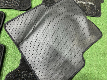 พรมปูพื้น SUBARU FORESTER OEM 95011SA240ML SG5 2007 BLACK 32J 32J