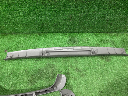 Обшивка пятой двери SUBARU FORESTER OEM 94330SA000ND 94330SA010ND 94310SA000ND SG5 2006 BLACK 32J 32J