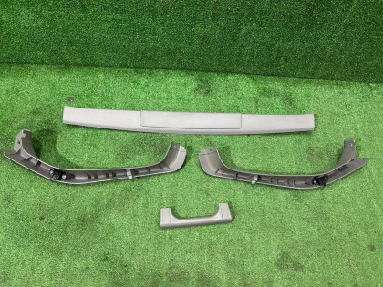 Обшивка пятой двери SUBARU FORESTER OEM 94330SA000ND 94330SA010ND 94310SA000ND SG5 2006 BLACK 32J 32J