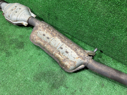 ท่อไอเสียท่อนกลาง SUBARU FORESTER OEM 44200SA080 SG5 2007 EJ205 AT
