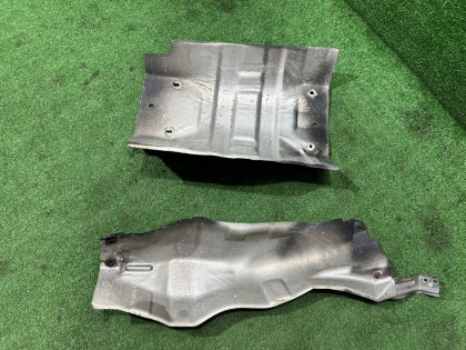 แผ่นกันความร้อนท่อไอเสีย SUBARU FORESTER OEM 59024FE020 SG5 2006 EJ205 AT