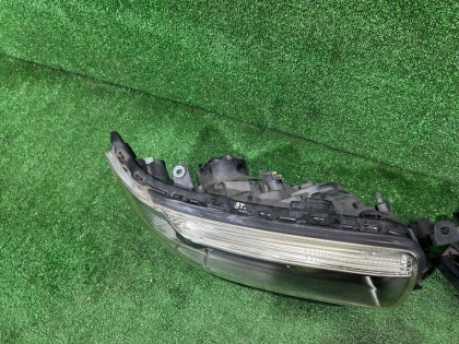 ไฟหน้า SUBARU FORESTER OEM 84002SA121 84002SA131 SG5 2006