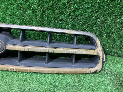 Решетка радиатора SUBARU LEGACY LANCASTER OEM 91121AE160 BH9 2000 ARCTIC SILVER M/ GREY 9G9 9G9