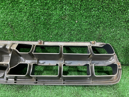 Решетка радиатора SUBARU LEGACY LANCASTER OEM 91121AE160 BH9 2000 ARCTIC SILVER M/ GREY 9G9 9G9
