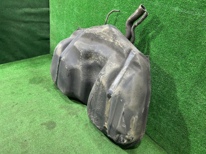 Depósito de combustível SUBARU LEGACY OEM 42012AE011 BE5 2002 EJ208 MT5