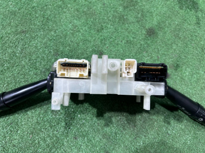 Блок подрулевых переключателей оптитрон SUBARU LEGACY OEM 83111AE510 BHE BH9 BH5 BE5 BE9 BEE 2002 EJ208 MT5