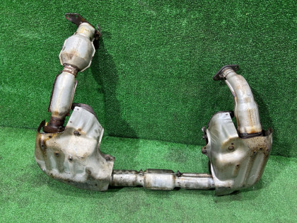 Exhaust manifold SUBARU LEGACY OEM 44101AE070 BE5 2002 EJ208 MT5