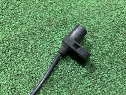 Right front ABS sensor SUBARU LEGACY OEM 27540AE000 BE5 2002 EJ208 MT5