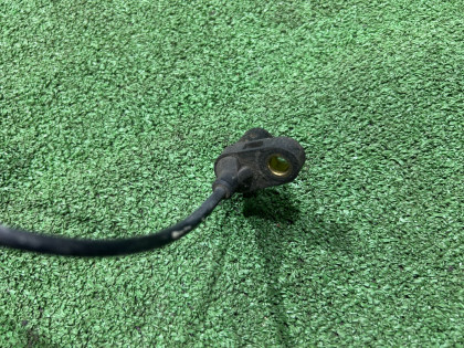 Right front ABS sensor SUBARU LEGACY OEM 27540AE000 BE5 2002 EJ208 MT5