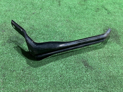 Soporte derecho del parachoques delantero SUBARU LEGACY OEM 57707AE120 BE5 BH5 2002 BLUE 14L,11K