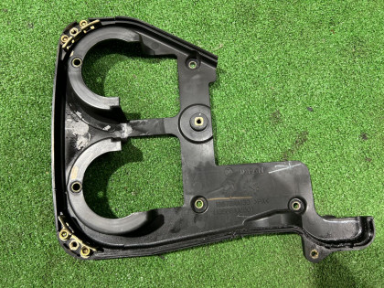 右リアタイミングカバー SUBARU LEGACY OEM 13573AA130 BE5 2002 EJ208 MT5