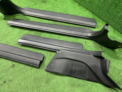 Накладки на пороги черные SUBARU LEGACY OEM 94060AE000ML 94060AE010ML 94061AE120ML 94061AE010ML BE5 BE9 BEE 2002 BLUE 14L,11K