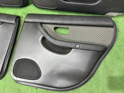 Painéis de porta SUBARU LEGACY OEM 94210AE940ML 94210AE950ML 94220AE660ML 94220AE670ML BE5 2002 BLUE 14L,11K