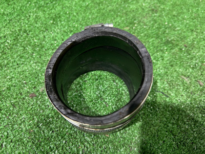 Intercooler pipe центр SUBARU LEGACY OEM 21869AA080 BE5 BH5 2002 EJ208 MT5