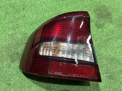 ไฟท้ายซ้าย 84201AE05B SUBARU LEGACY