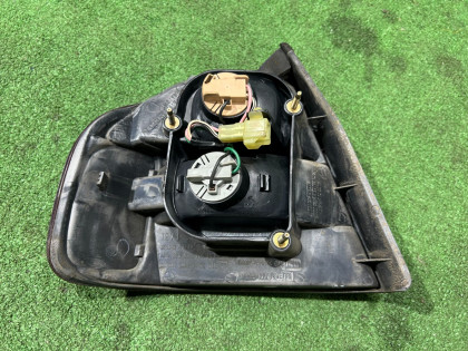 ไฟท้ายขวา SUBARU LEGACY OEM 84201AE04B BEE BE9 BE5 2002
