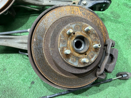Rear hubs SUBARU LEGACY OEM 28462AE011 28474AE000 20252AE001 26700AE030 BHE BH9 BH5 BE5 BE9 BEE 2002 EJ208 MT5