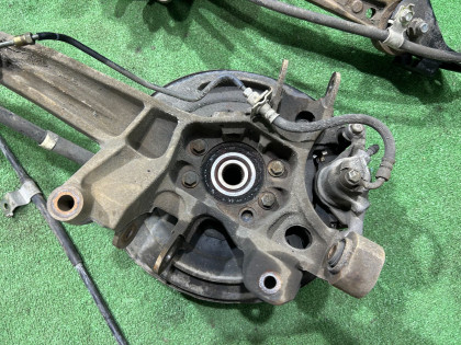 Rear hubs SUBARU LEGACY OEM 28462AE011 28474AE000 20252AE001 26700AE030 BHE BH9 BH5 BE5 BE9 BEE 2002 EJ208 MT5
