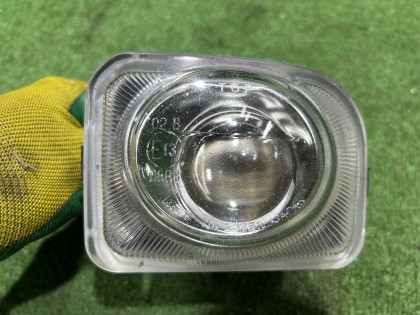 右フォグランプ Koito 114-20580 R SUBARU LEGACY OEM 84501AE180 BE5 2002