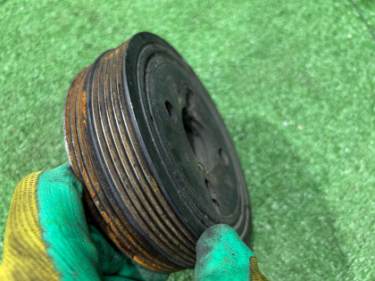 Crankshaft pulley SUBARU LEGACY OEM 12305AA251 BE5 2002 EJ208 MT5