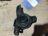 Apoio do motor esquerdo SUBARU LANCASTER OEM 41022AE110 BH9 2000 EZ30