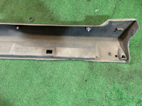 Faldón izquierdo цвет 8L5 SUBARU LANCASTER OEM 91111AE090MF BH9 2000 beige 8L5