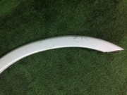 Alargador do guarda-lamas esquerdo SUBARU LANCASTER OEM 91112AE490YF, 91111AE030YF BHE 2000 white pearl 081