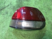 右テールランプ SUBARU LEGACY OEM 84201AC120 BG5 1997