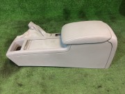 手套箱与扶手 SUBARU OUTBACK OEM 92111AG060WA BPE 2004 blue pearl 33A