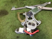Right front window regulator SUBARU OUTBACK OEM 61188AG110 BPE 2004