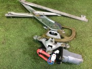 Right front window regulator SUBARU OUTBACK OEM 61188AG110 BPE 2004