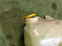 Depósito do lava-vidros SUBARU LEGACY OEM 86610AC000 86610FC000 BG9 1995 EJ25D