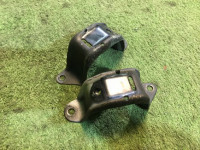 ขายึดเหล็กกันโคลงหลัง 20520AA001 20520AA011 SUBARU LEGACY