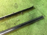 Friso do vidro lateral direito SUBARU LEGACY OEM 91011AC000 91011AC080 91011AC100 BG9 1995 Black 47A