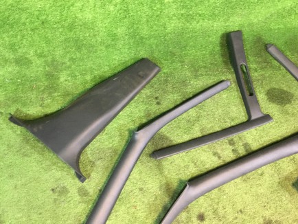 Tapizado de pilares SUBARU LEGACY OEM 94010AC020MU 94010AC030MU 94022AC000MU 94022AC010MU 94012AC020MU BG9 1995 Black 47A