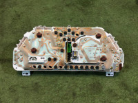 メーターパネル SUBARU LEGACY OEM 85012AC300 BG9 1995 EJ25D