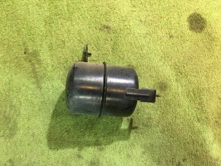 Вакуумный ресивер SUBARU LEGACY OEM 16103AA044 16103AA045 16103AA045 BG5 1997 EJ20H