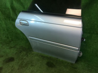ประตูหลังขวา SUBARU LEGACY OEM 61400AC300 63210AC120NA BG5 1997 Silver 406