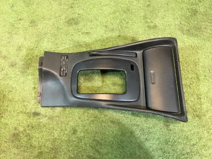 แผงตกแต่งรอบคันเกียร์ 92070AC250 SUBARU LEGACY
